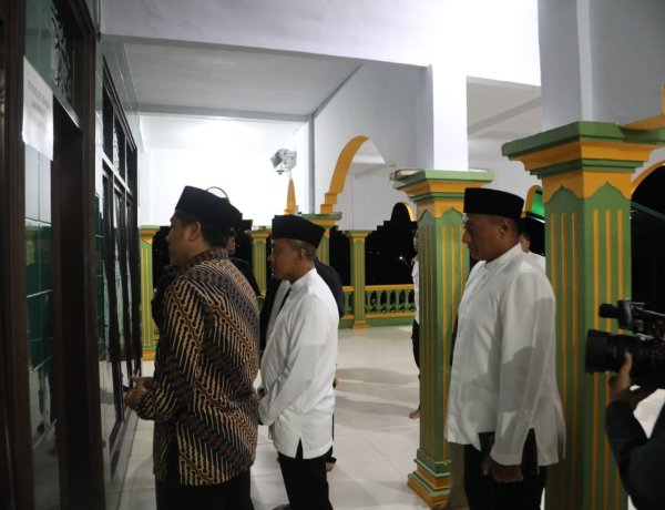Kapolda Jabar Silaturahmi dan Ziarah ke Ponpes Suryalaya, Perkuat Sinergi Ulama–Polri