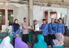 Polsek Rancah Polres Ciamis Awasi Distribusi Bantuan Pangan ke Warga Kawunglarang