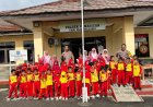 Polsek Pamarican Terima Kunjungan TK AR Mawiyah, Wujudkan Kedekatan Polri dengan Anak Sejak Dini